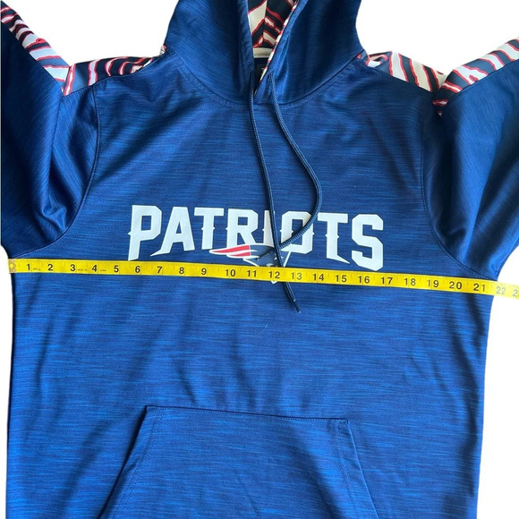 Zubaz NFL New England Patriots Pullover Hoodie Zebra Print Men’s Size M - Picture 2 of 4